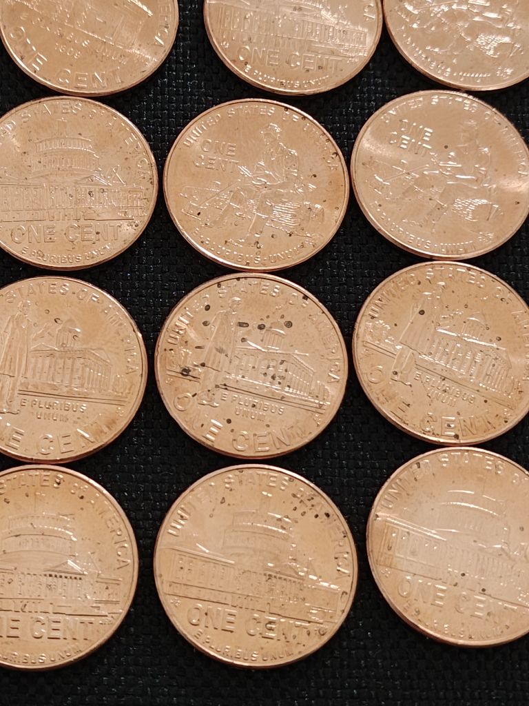 Carbon-Spots-Inside-Mint-Unc-Coin-Rolls